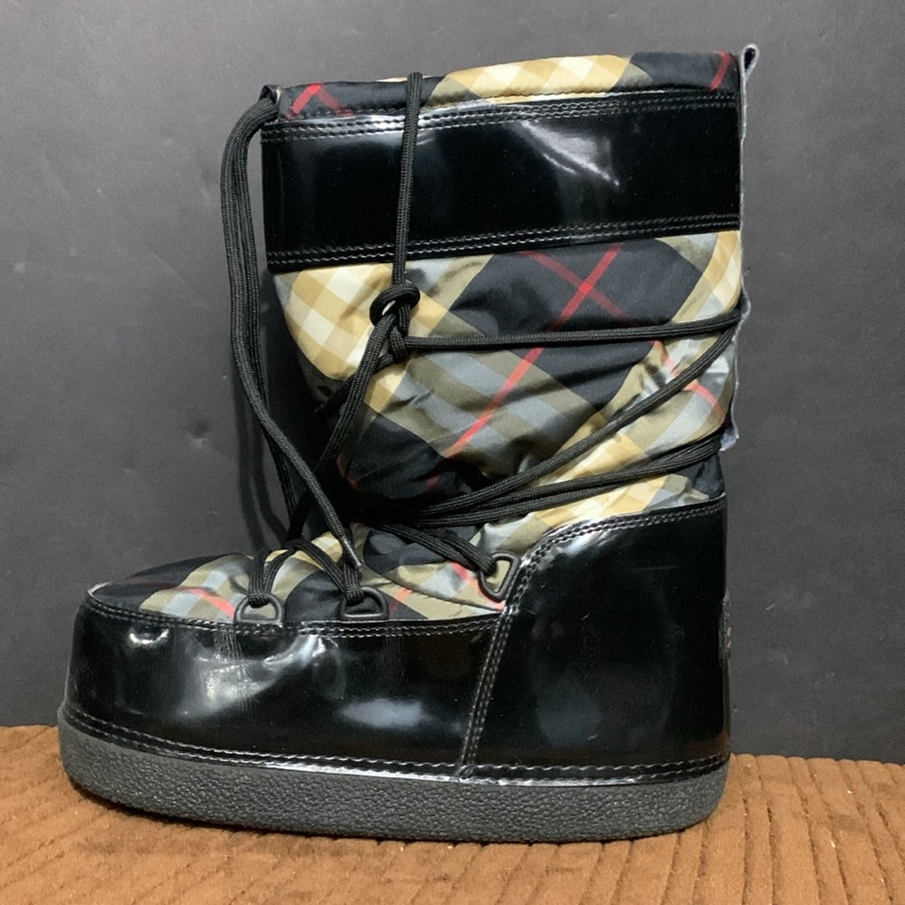 Burberry Moon Snow weather Boots Size 7.5us (35/37) - Picture 6 of 8